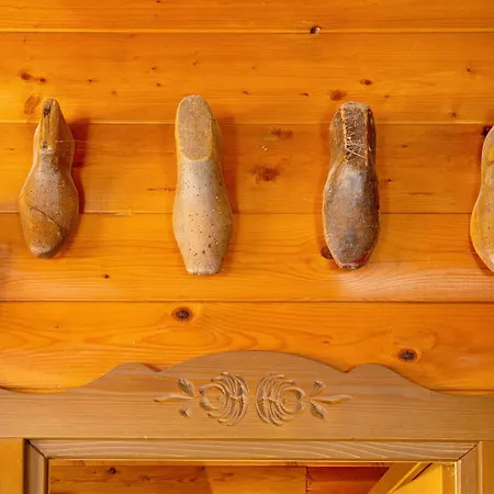 Orserose 6 I Scarpet Chalet